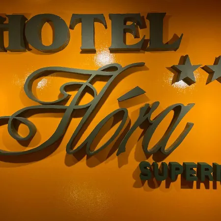 Hotel Flora**